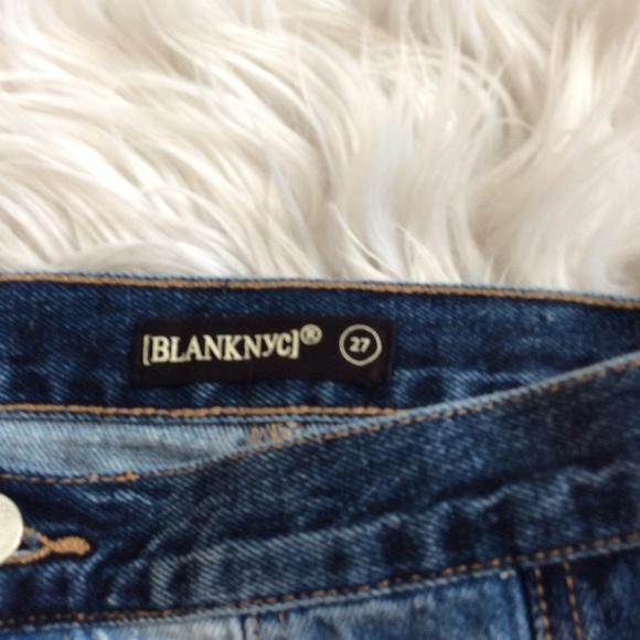 [BlankNYC] All or Nothing Denim Skirt - Picture 10 of 12